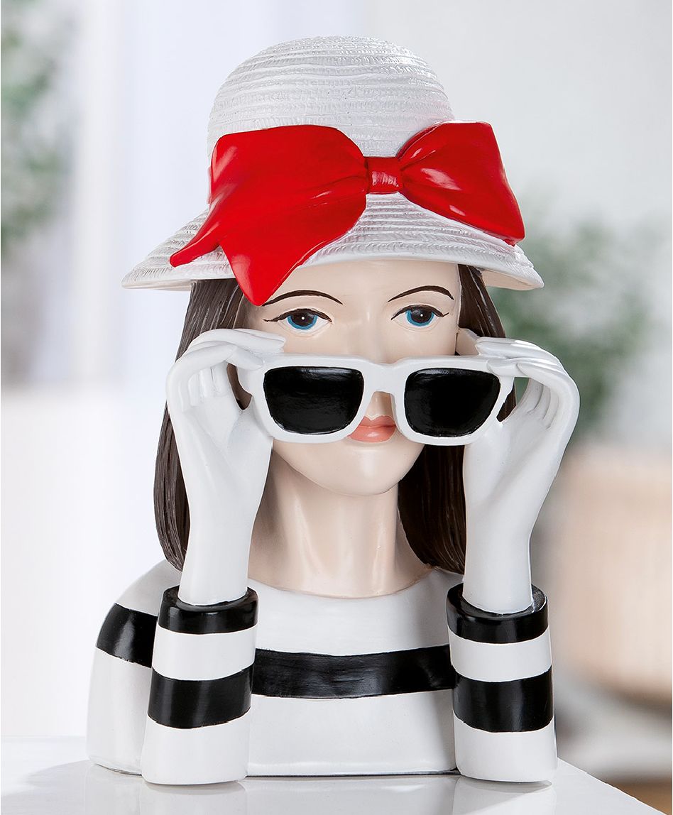 LADY SOPHIE figure LADY SOPHIE figure