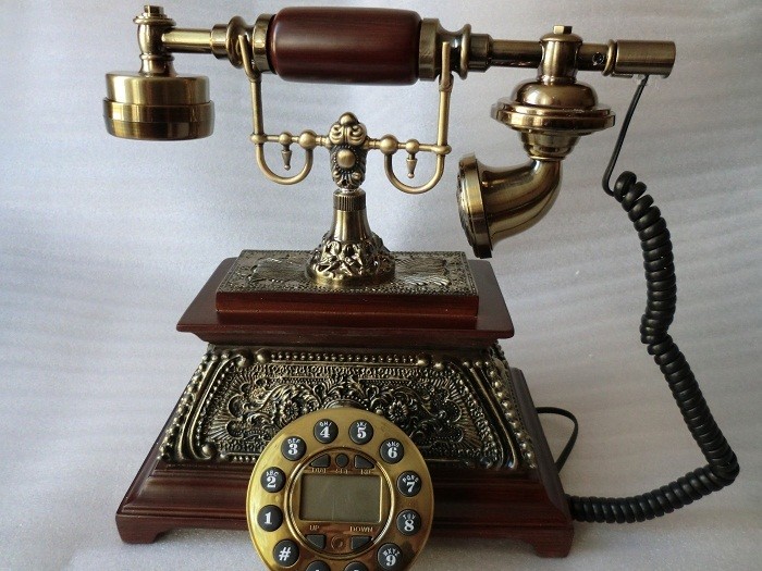 Antika Görünümlü İşlemeli Dijital Telefon