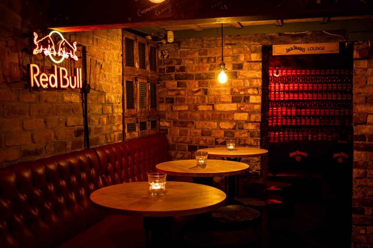 Smokin Aces Bournemouth