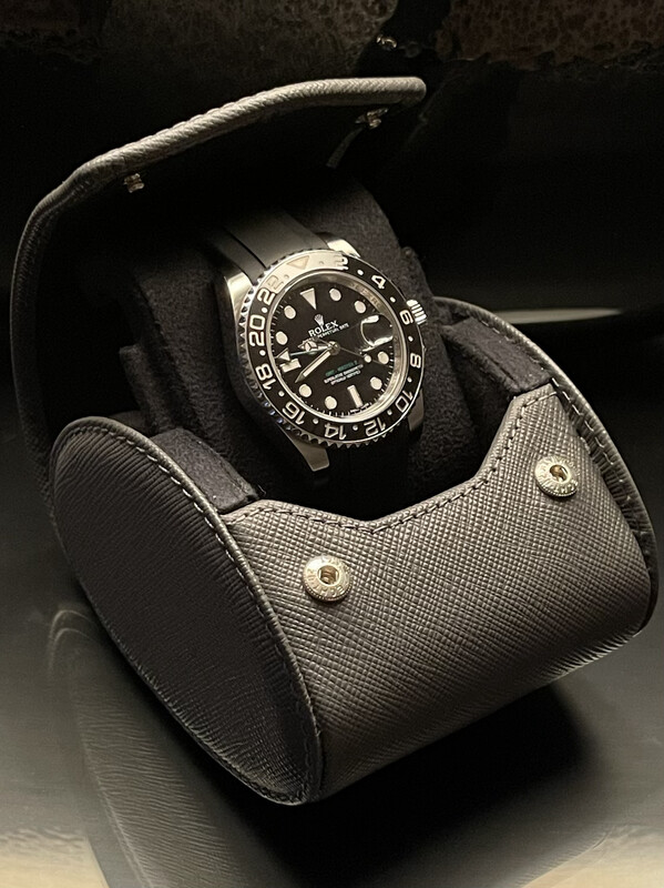 LEATHER WATCH STORAGE CASE FOR 1 WATCH IN GREY SAFFIANO