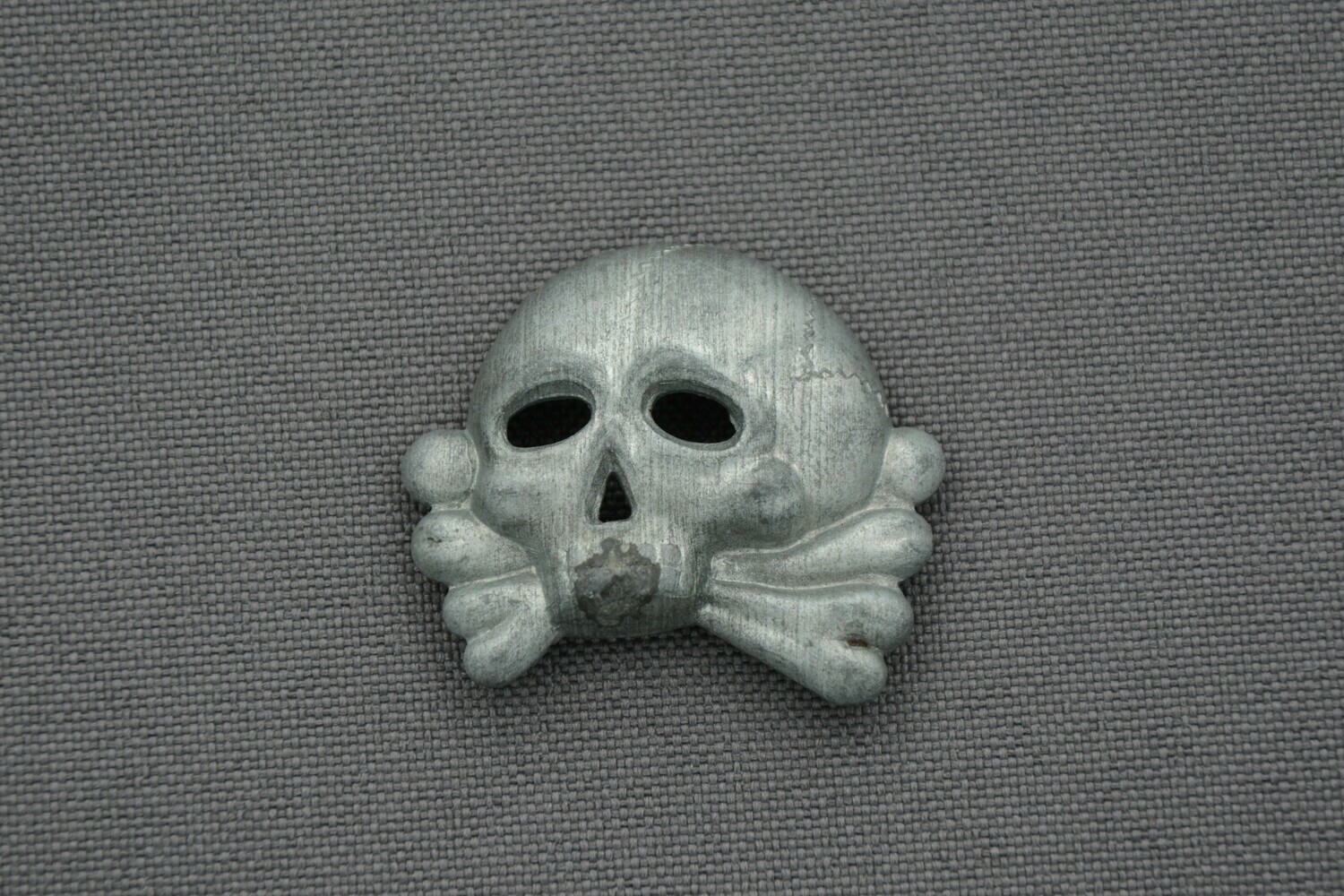 Belgian Jawless Skull / Totenkopf
