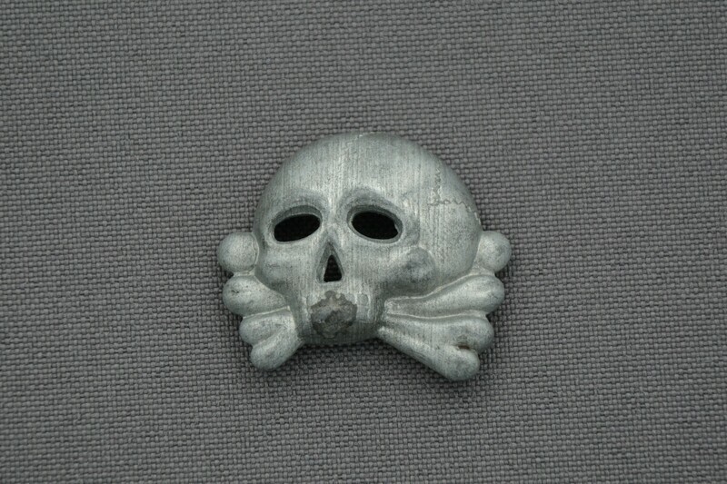 Belgian Jawless Skull / Totenkopf