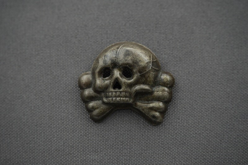 Jawless Skull / Totenkopf Insignia