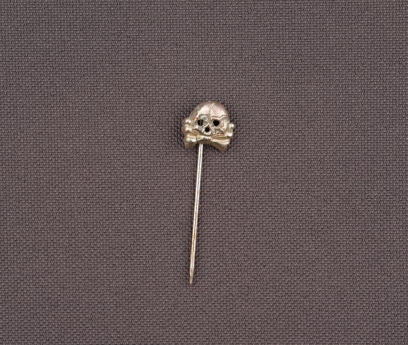 ​Kav. Rgt 5 Skull / Totenkopf Stickpin