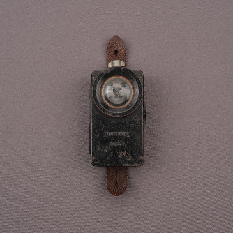 German Signal Flashlight Pertrix No. 677