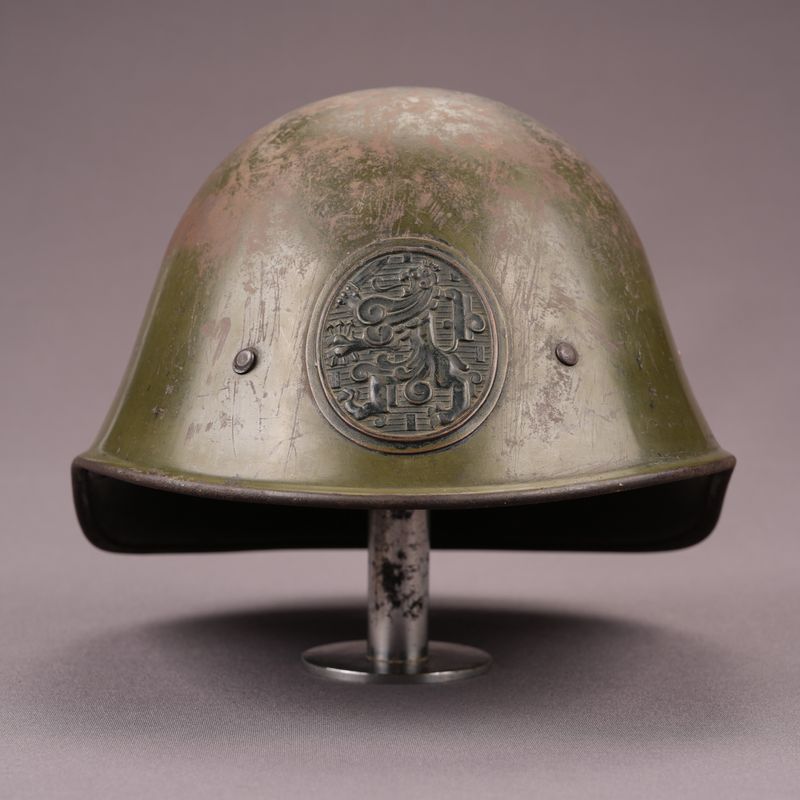 Dutch M38 Helmet, Marked by Soldier