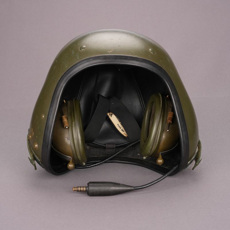 British Helmet AFV Type 2697 - Special Type 671 / NATO PLUG - Amplivox LTD