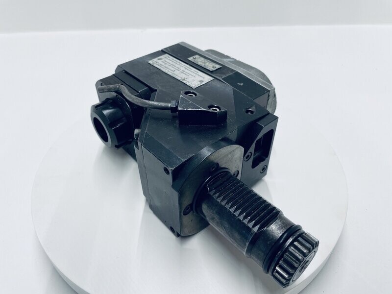 Traub Werkzeughalter X angetrieben VDI40 723290 TNA480 TNA500 TNA600