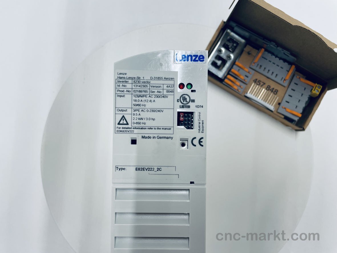 Frequenzumrichter Lenze E82EV222K2C 8200 vector, 3-230V, 2,2KW