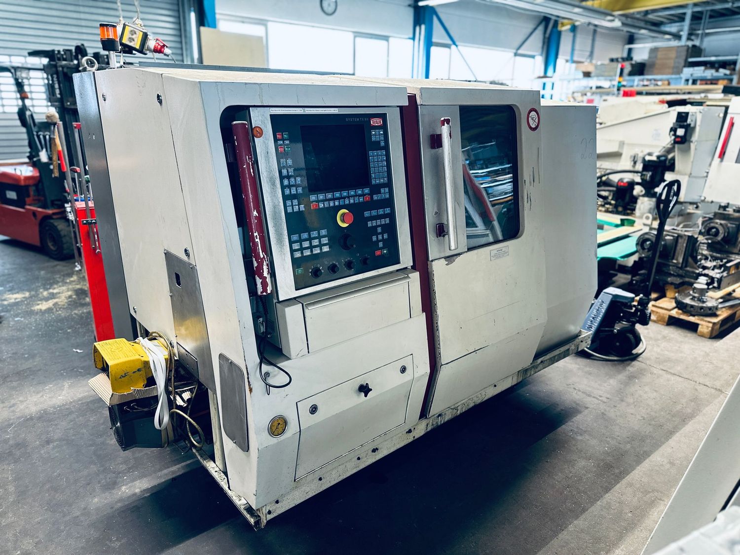 TNA300 TX8H Bj.1996 Traub CNC Drehmaschine