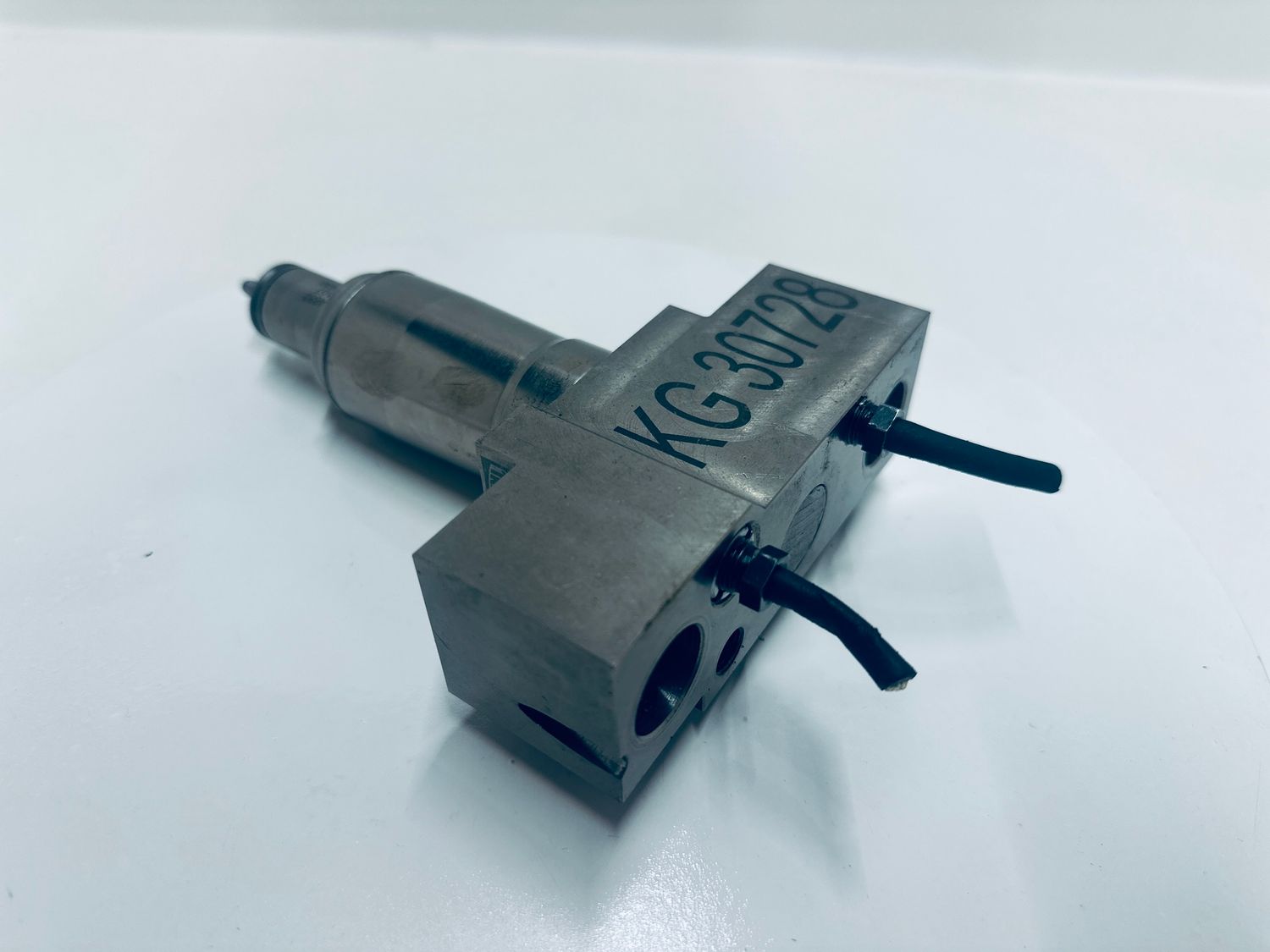 Grundhalter 3fach dreifach D20 Rückapparat Traub TNL 26 TNK 36 Werkzeughalter 984687 11042711