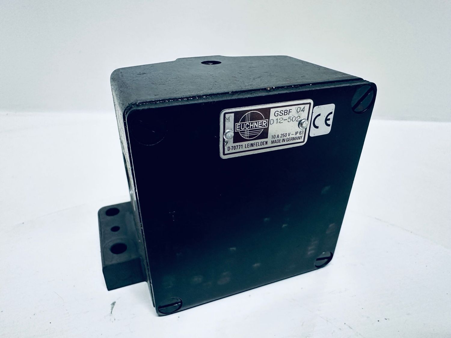 Euchner Grenztaster GSBF 04 D12-502