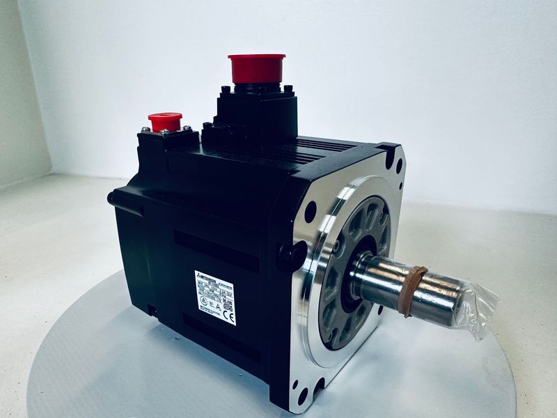 Mitsubishi Servo Motor HF104BS OSA24R-C10 OSA24R HF104 NEU