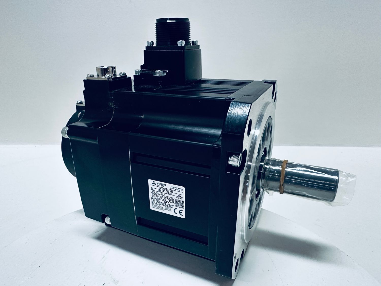 HF-H104BS-A48 Motor 400V Servo Traub TNX65  223086 10555162  223644 10009996 5.9 NM HF H104BS neu