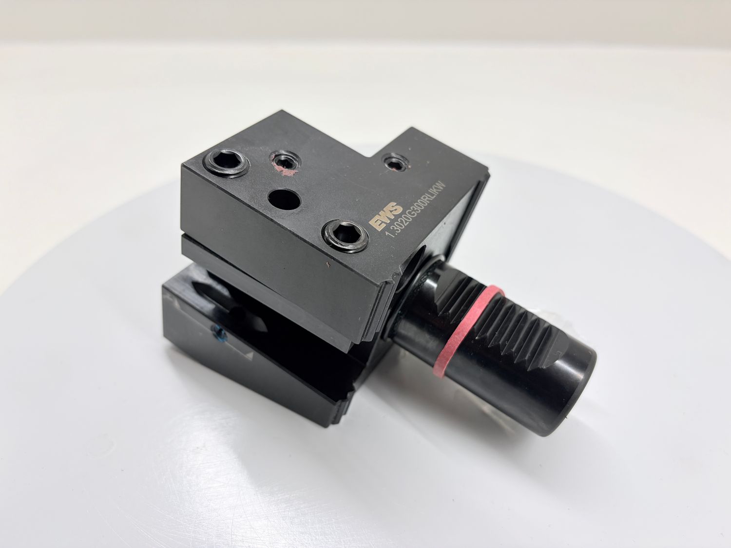 EWS 1.3020G300RLIKW VDI30 Innenkühlung W Verzahnung Traub Index