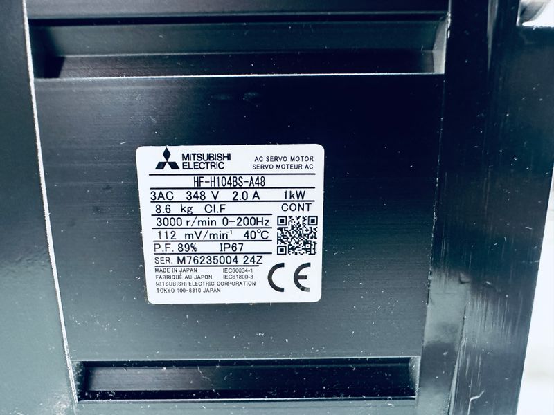 HF-H104BS-A51 OSA105S5 Motor 400V Servo Traub TNX65  223086 10555162  223644 10009996 5.9 NM HF H104BS gebraucht