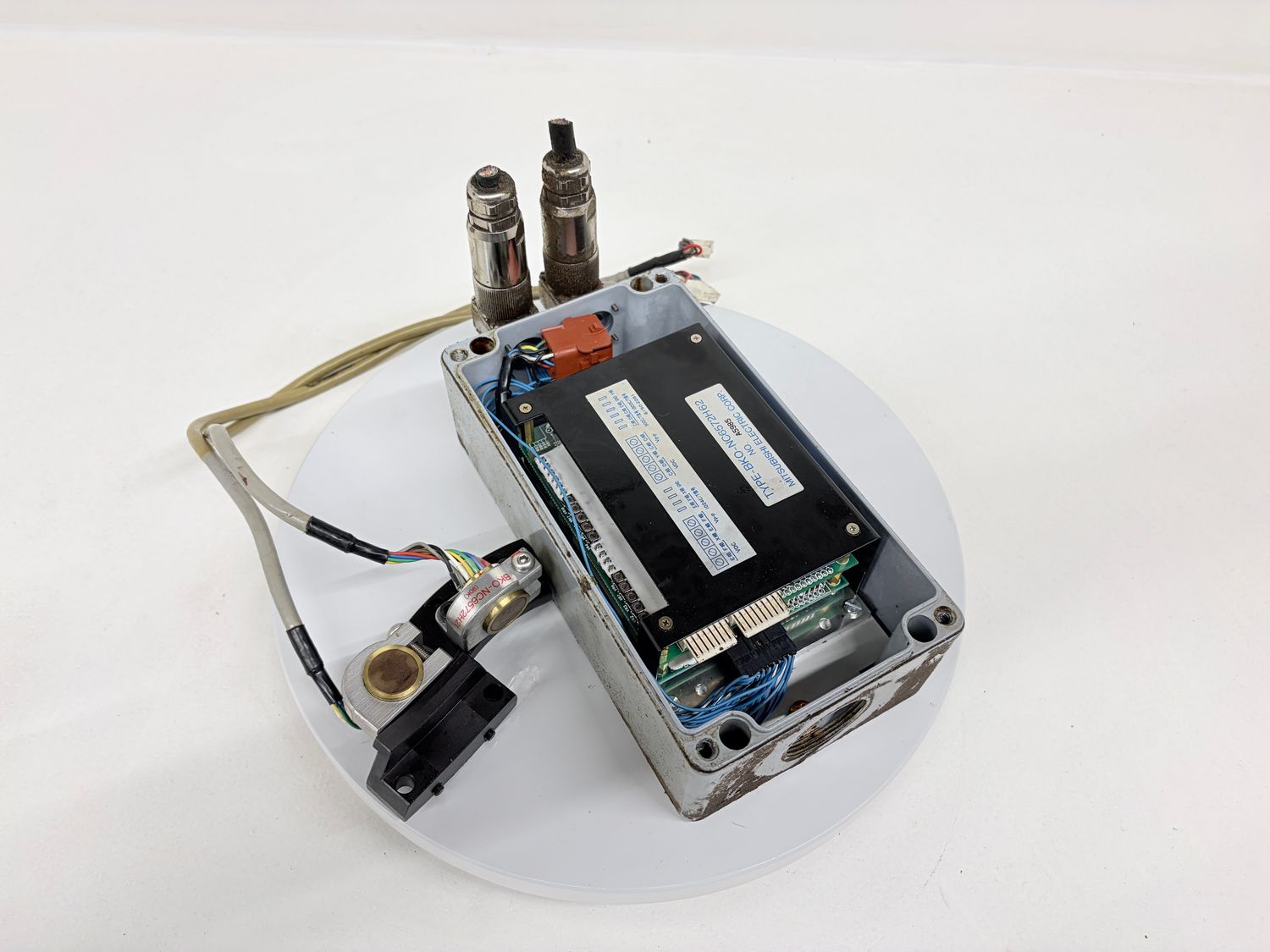 Traub TX8F Hohlwellengeber Geber Verstärkerelektronik BKO-NC6572H62 221751 10865801 Mitusbishi Melco