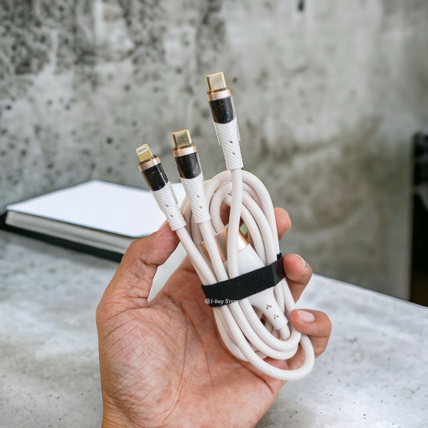 2In1 CABLE USB-C To Usb-C &amp; Lightning