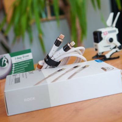2In1 CABLE USB-C To Usb-C &amp; Lightning