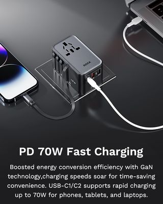 ROCK PD70W Travel Adapter