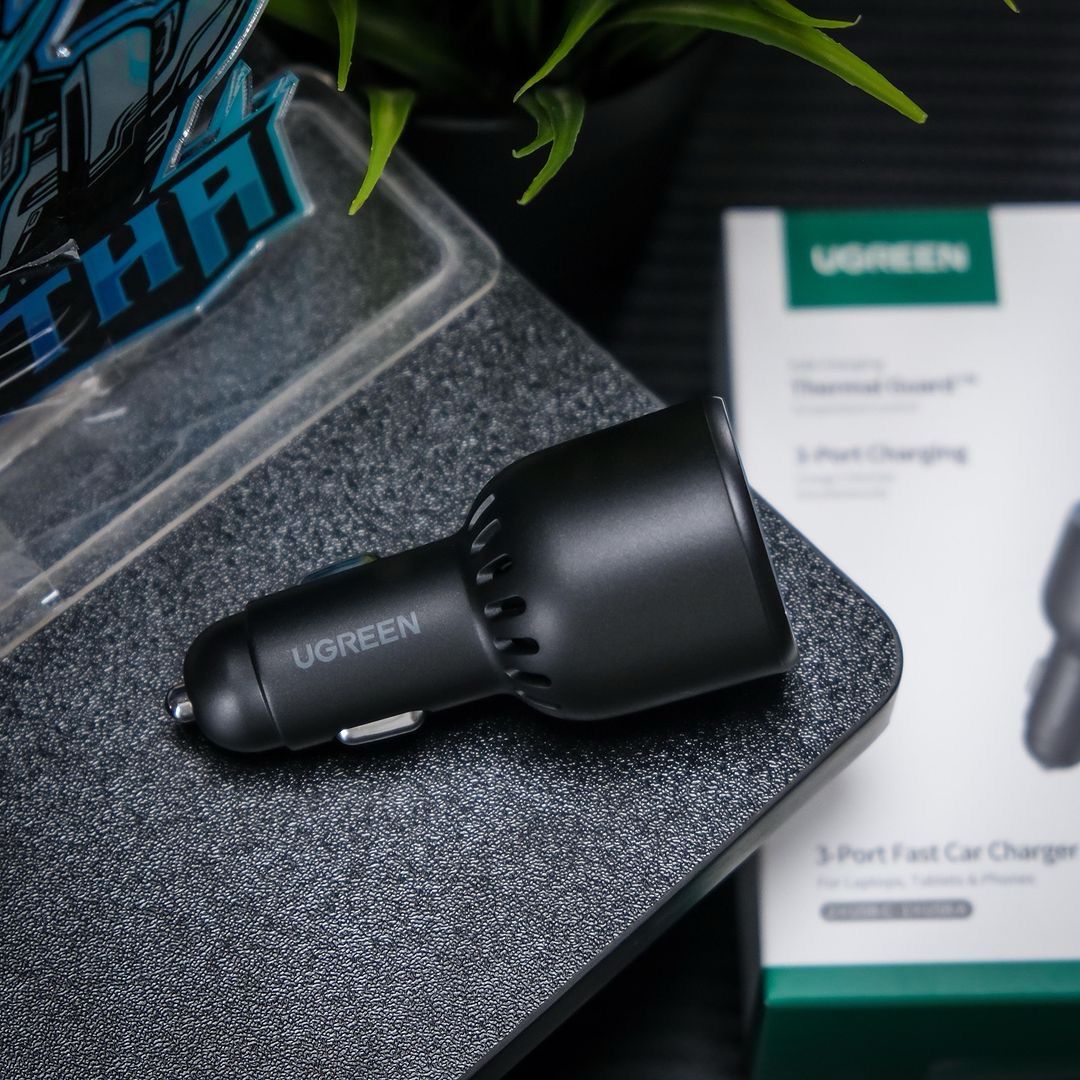 UGREEN 130W USB C Car Charger