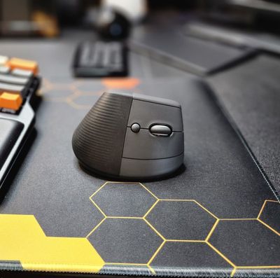Logitech Lift Vertical Ergonomic Mouse