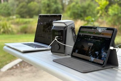 EcoFlow TRAIL Plus 300 DC Portable Power Station  (288Wh)
