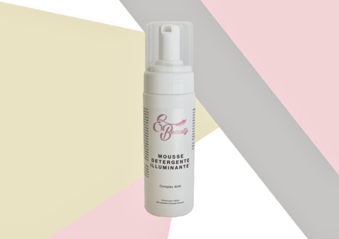 MOUSSE DETERGENTE ILLUMINANTE