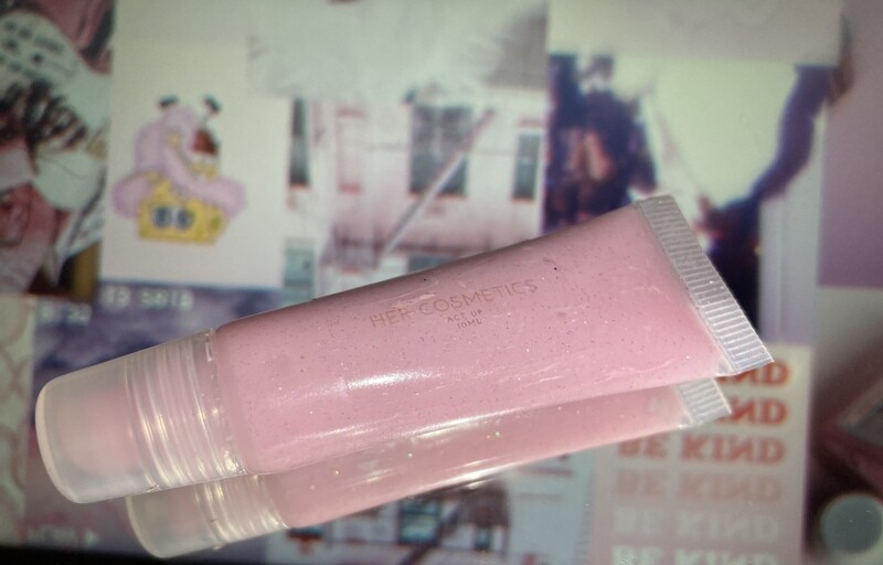 Act up lipgloss Strawberry flavoured