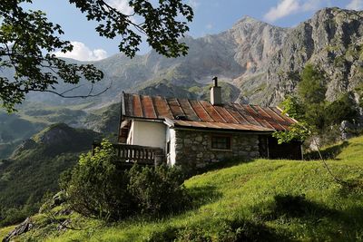 Elisabeth von Trapp's Sound Of Music  Tour of Salzburg