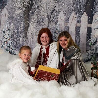 Snow, Sledge and Digital Santa Photoshoot
