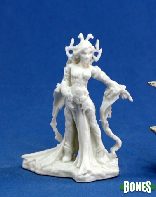 Shaeress Dark Elf Queen- Bones - Reaper Miniatures