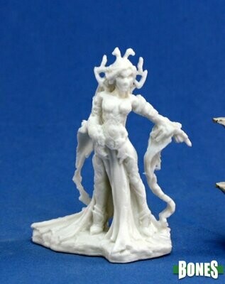 Shaeress Dark Elf Queen- Bones - Reaper Miniatures