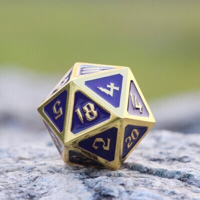 30MM Single D20 Metal Die Color Change By Temperature - Wizard (Gold Blue and Purple Shift)