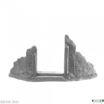 Ruined Doorway - Bones - Reaper Miniatures