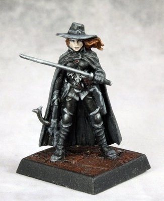 Vampire Hunter - Pathfinder Miniatures - Reaper Miniatures
