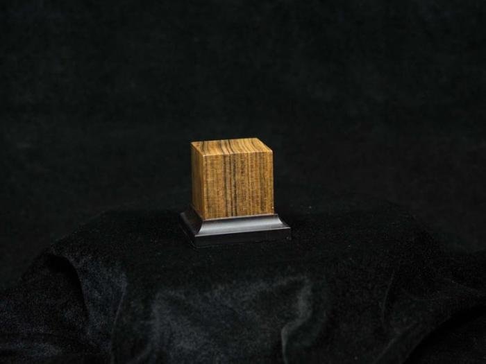 Noble Wood Ovangkol, 40x40x50mm - Sockel - Andrea