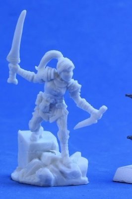 Lanelle, Half-elf Rogue - Bones - Reaper Miniatures