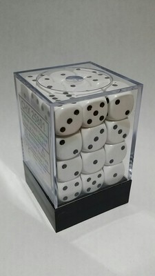 Weiss/Schwarz - Opaque 12mm D6 Dice Block™ (36) - Chessex