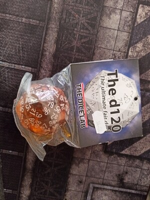 The D120 Dice (W120) - 1 Würfel - Gelb Transparent