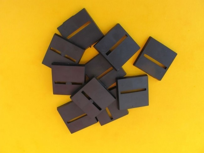 25x25mm Eck Bases - Geschlitzt  - (10 Stk.)