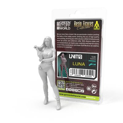 UNIT9 figures - Luna 54mm - Greenstuff World