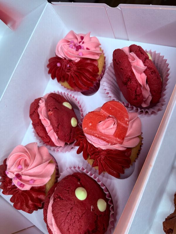 Loved up Perfect Pair Box