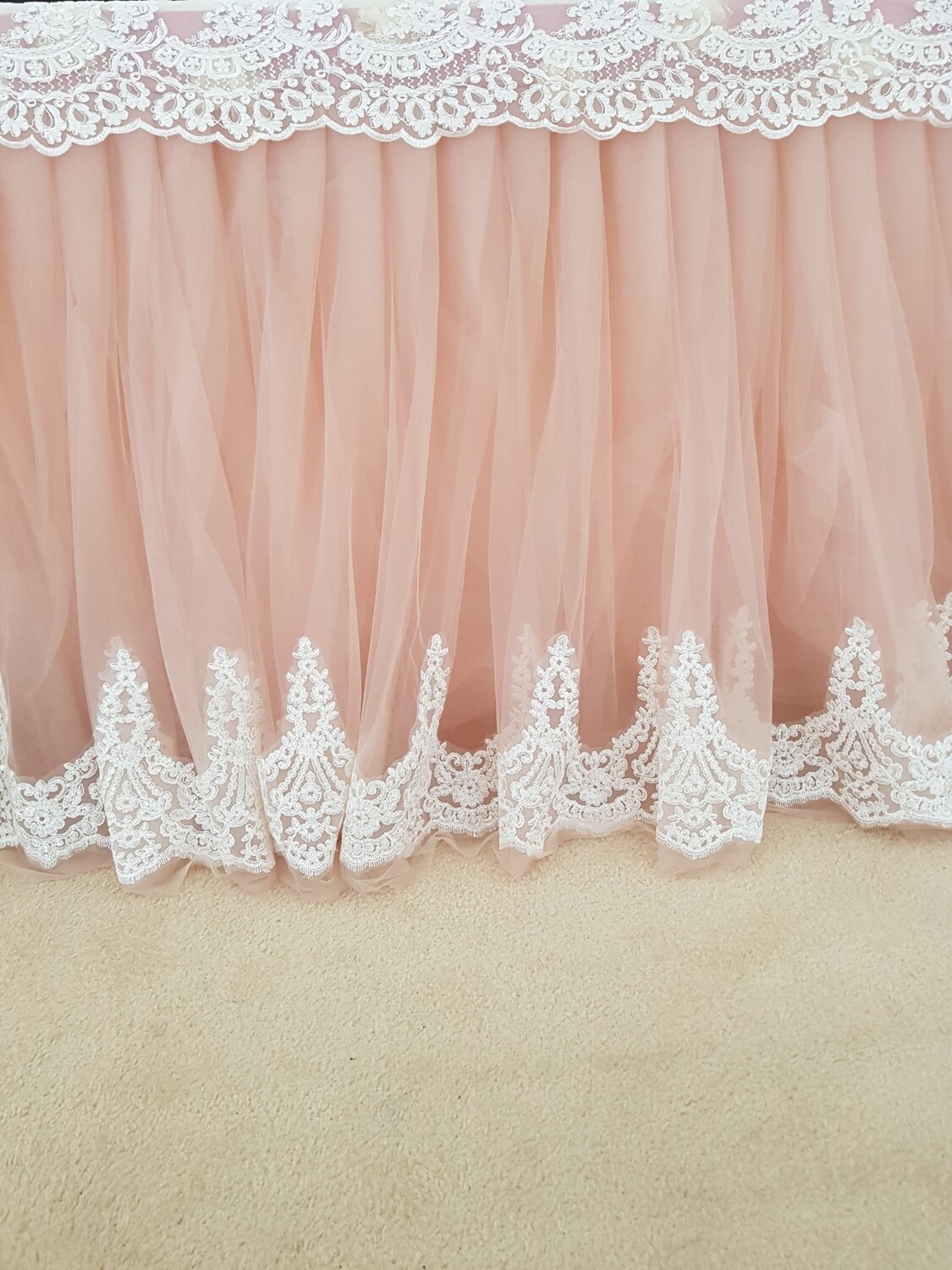 Fusta masa tulle si dantela
