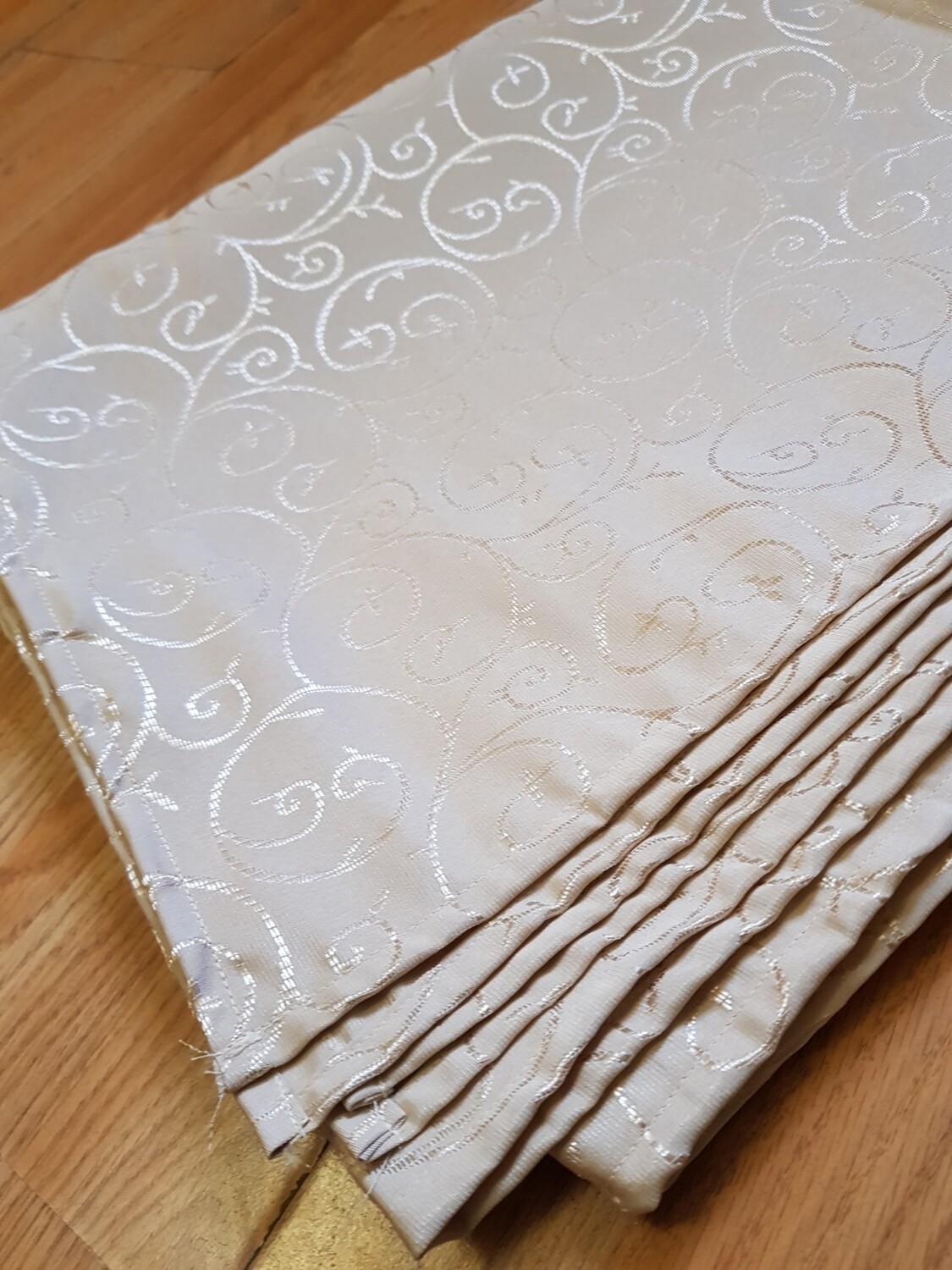 Naproane (runner masa) brocard 100% polyester