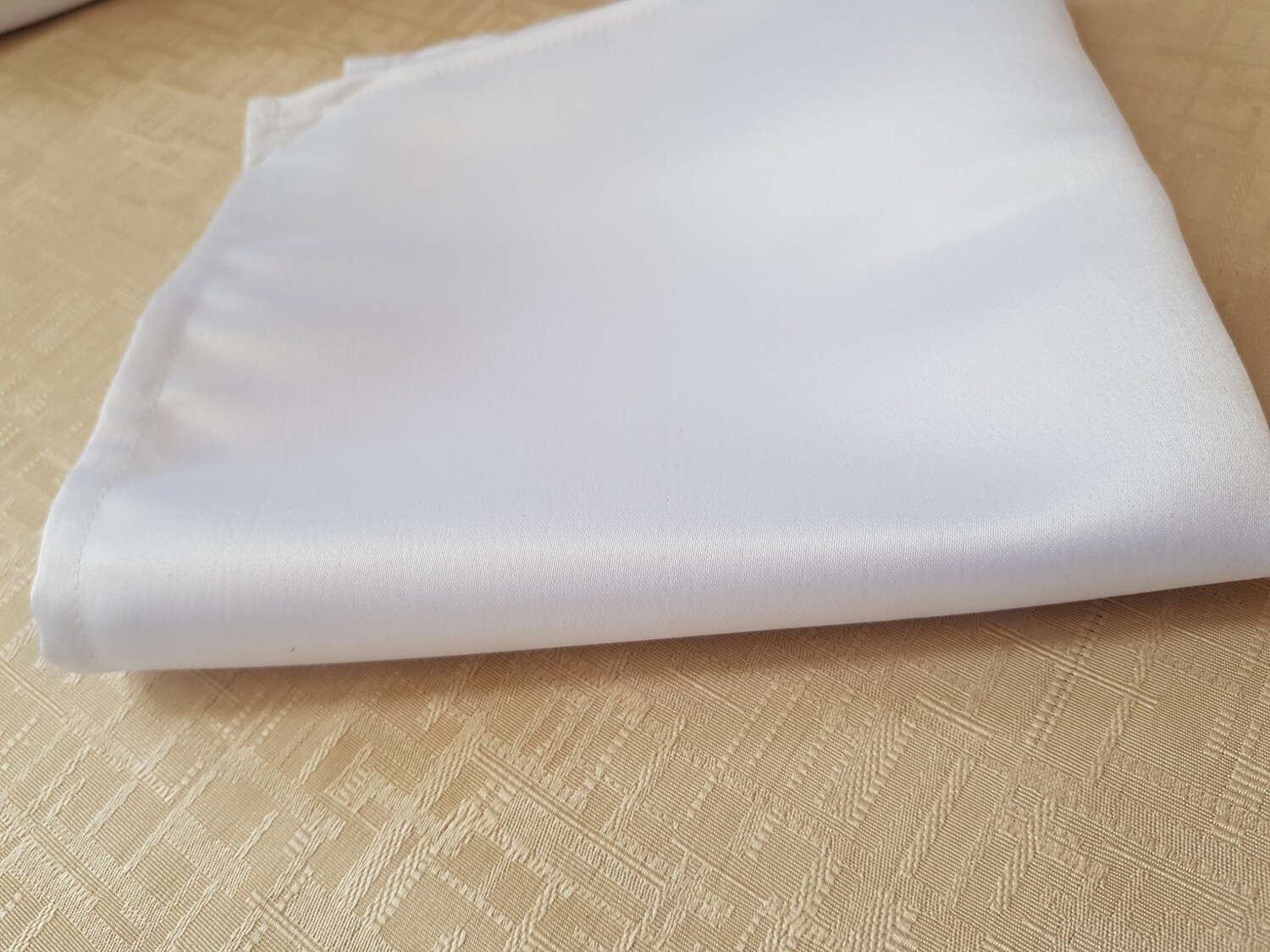 Servet brocart alb murdar 30x30 cm