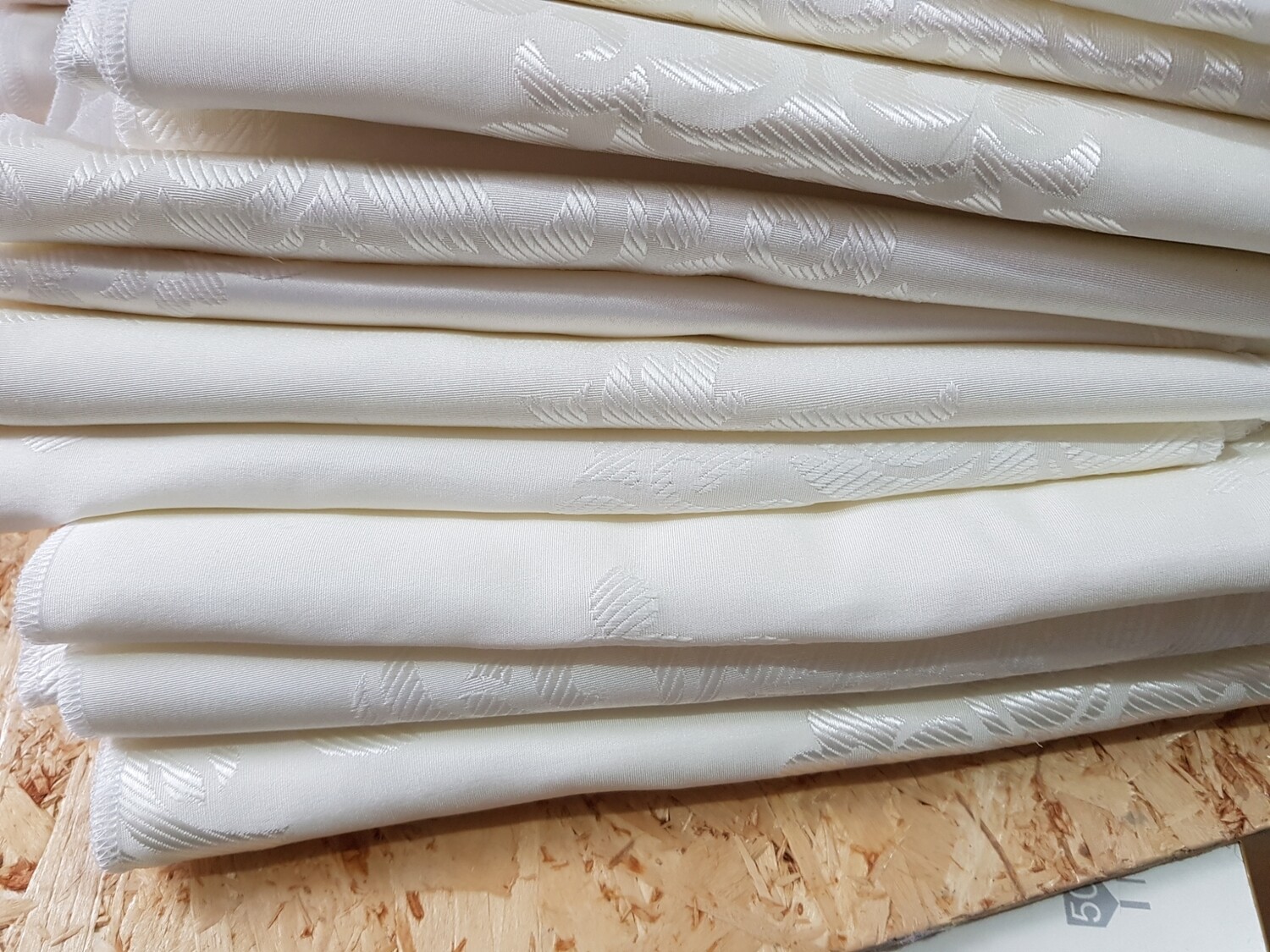 Servet brocart ivory model Spania