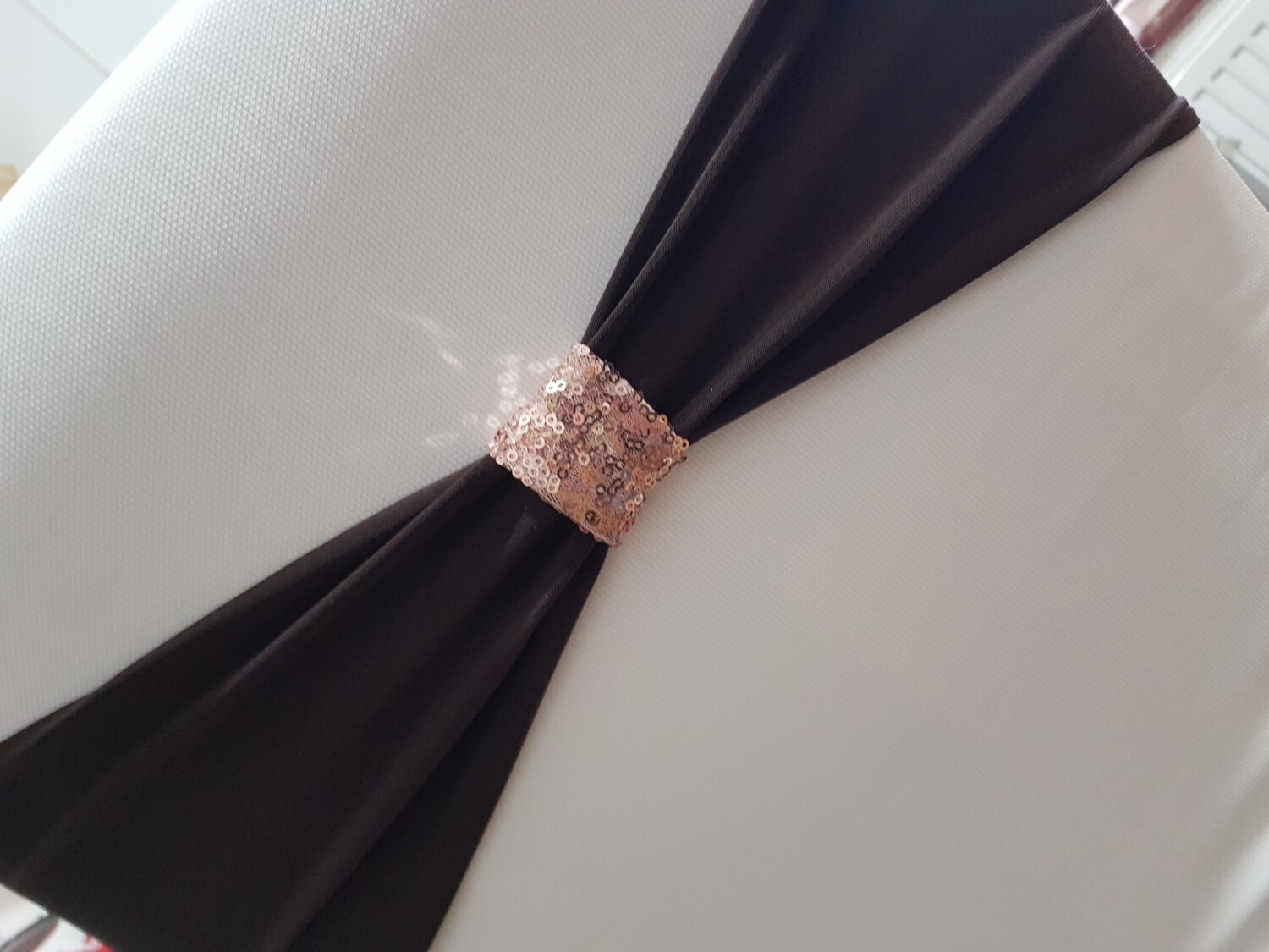 Esarfa elastica lycra maro cu inel paiete somon