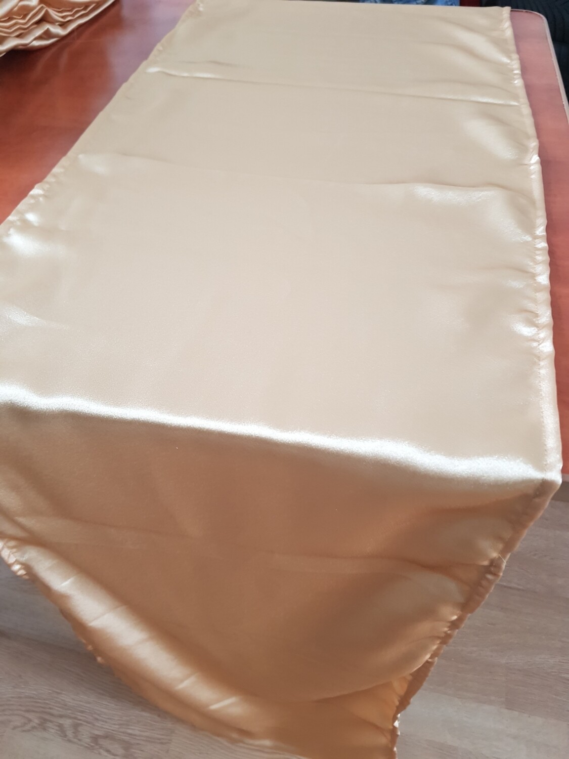 Traversa aurie pentru masa 40x200 cm