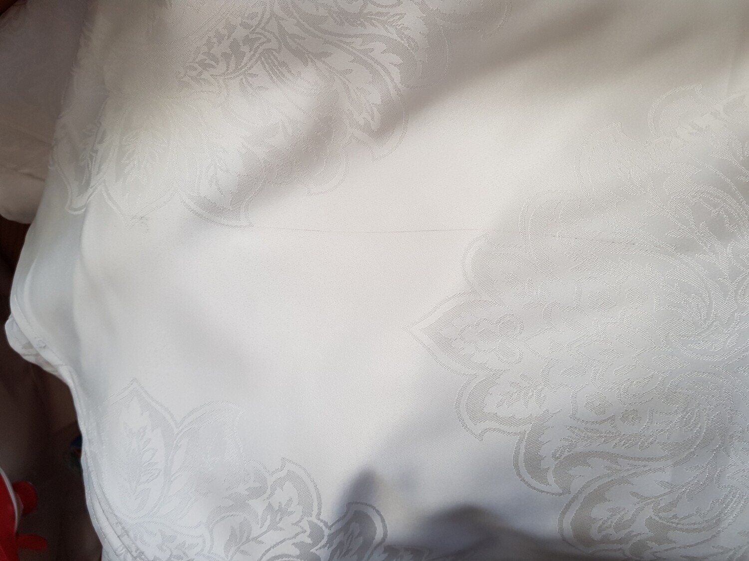 Fata masa  brocart ivory light, model floral